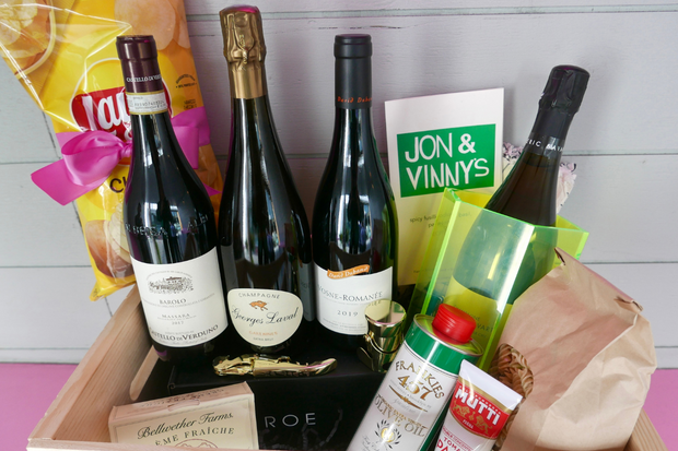 Dinner Party Wine Crate – GiftTree
